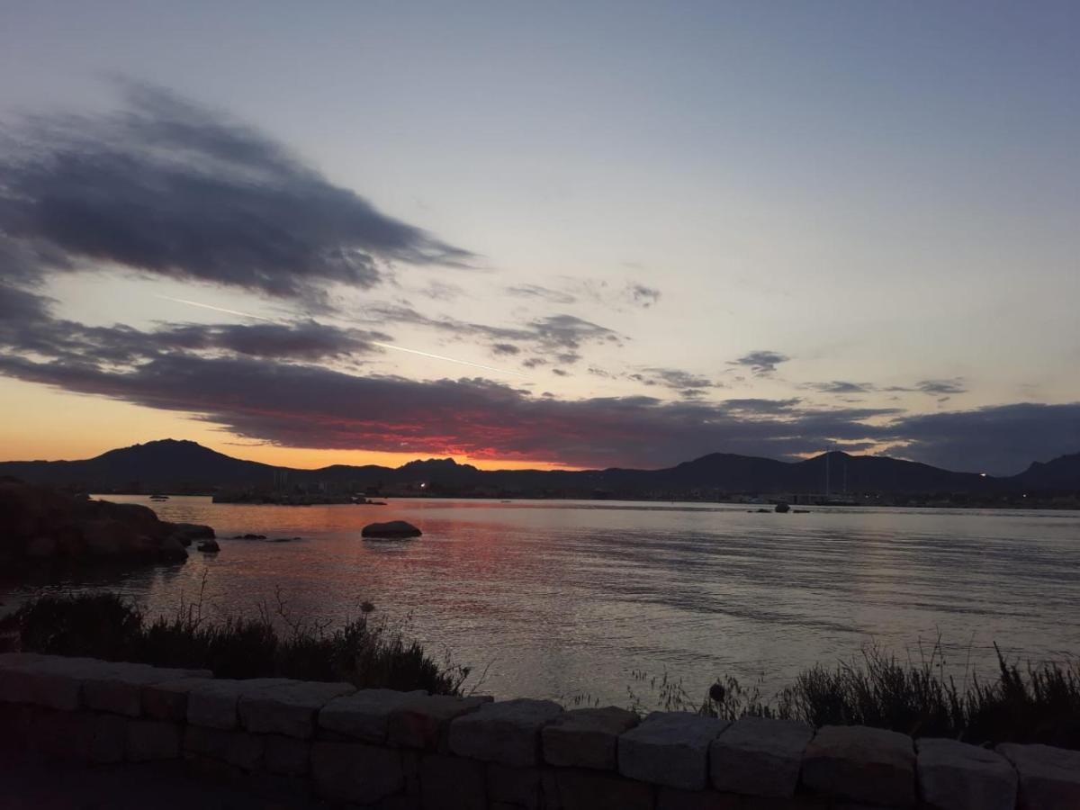 Il Mare Di Olbia Holiday Apartment מראה חיצוני תמונה